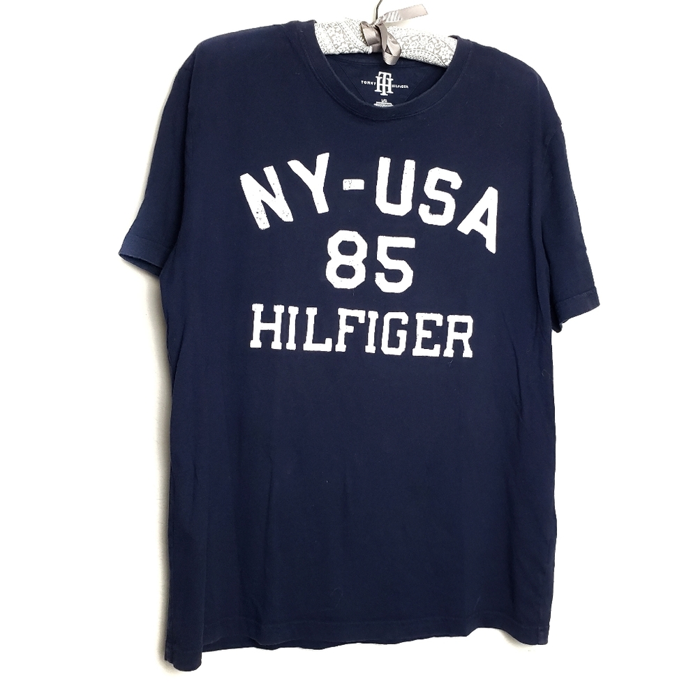 Tommy Hilfiger tee shirt navy size Large